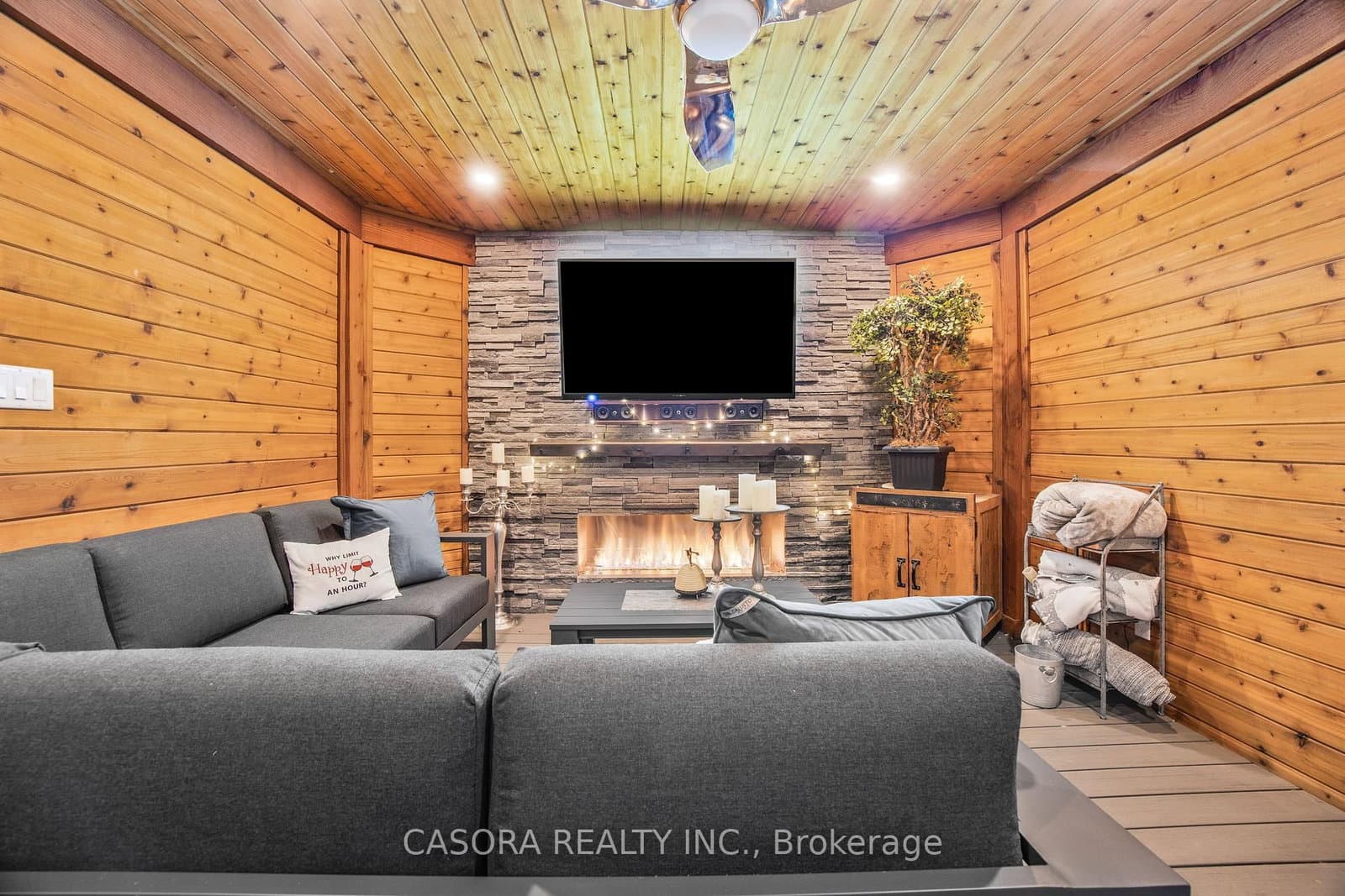 2147 Berwick Drive thumbnail 45