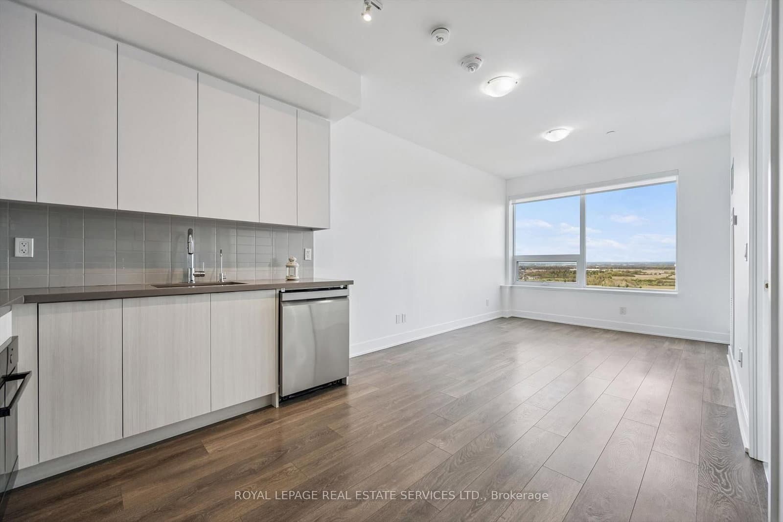 297 Oak Walk Drive, Unit 2506 thumbnail 10
