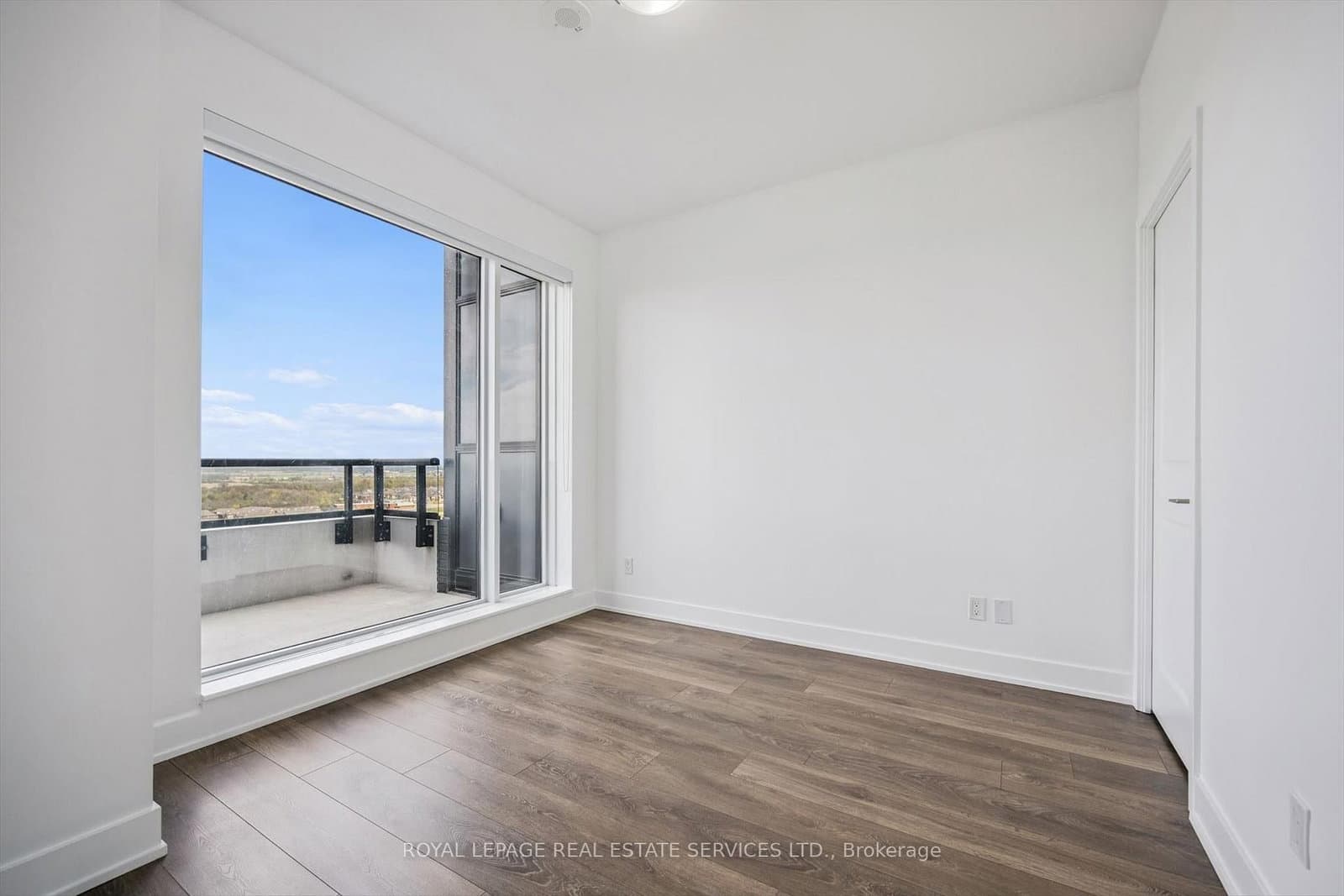 297 Oak Walk Drive, Unit 2506 thumbnail 17