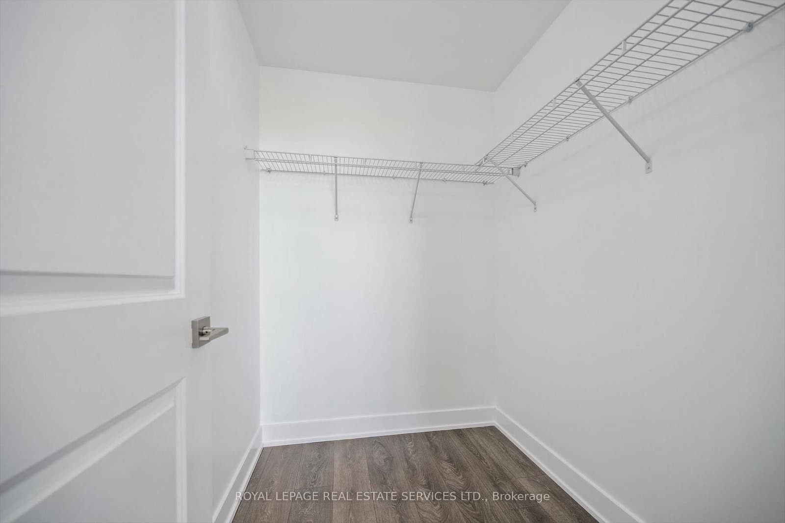297 Oak Walk Drive, Unit 2506 thumbnail 19