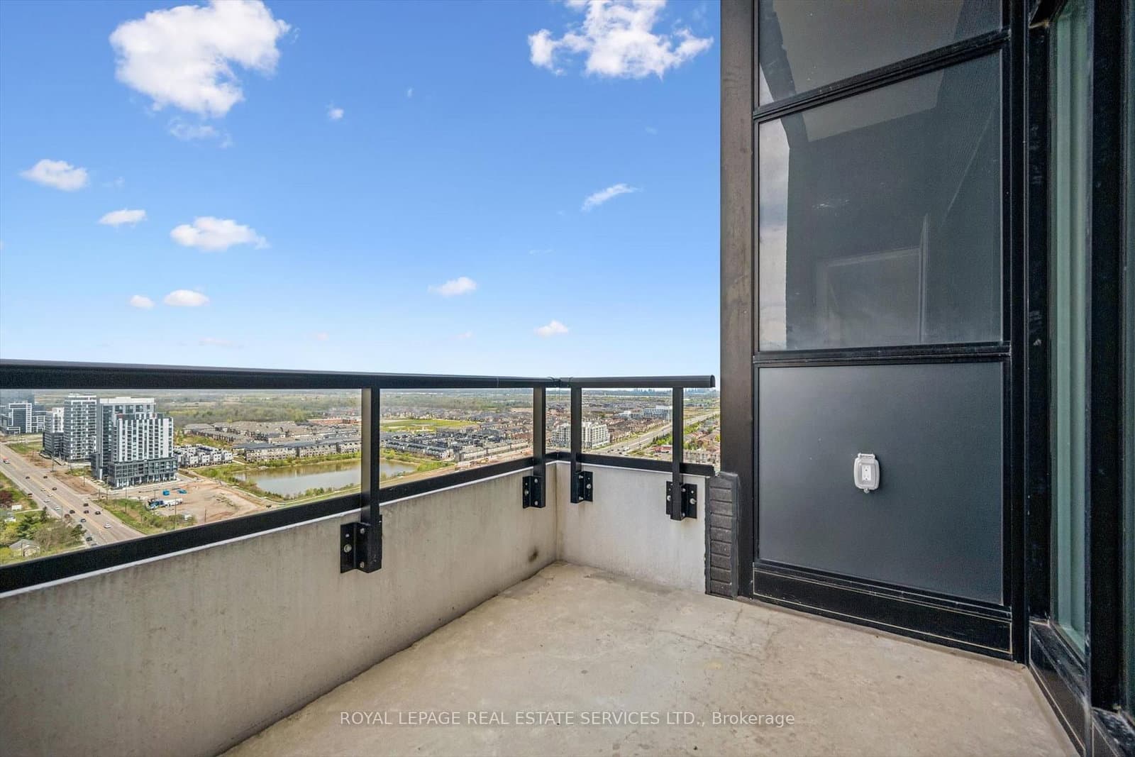 297 Oak Walk Drive, Unit 2506 thumbnail 22