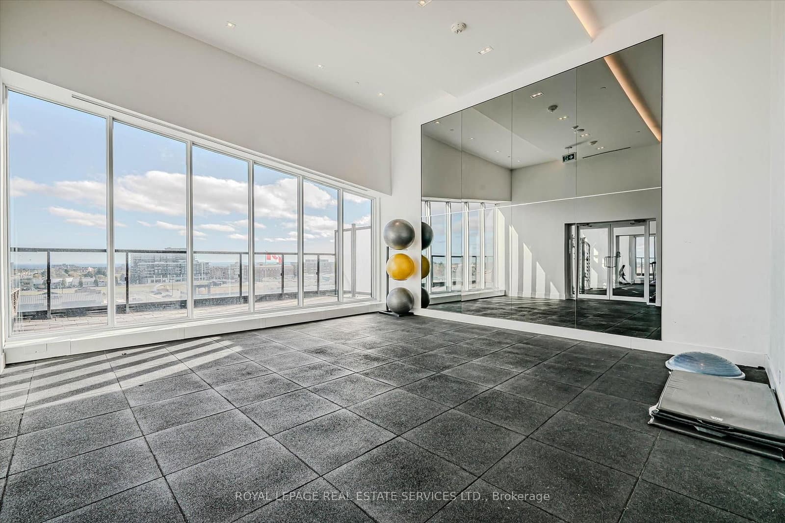 297 Oak Walk Drive, Unit 2506 thumbnail 28