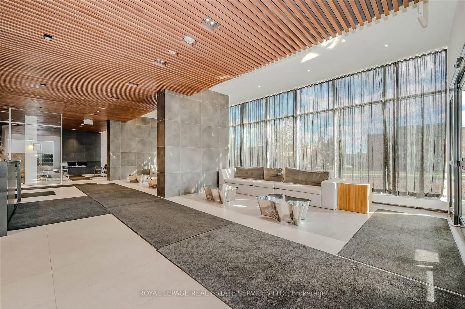 297 Oak Walk Drive, Unit 2506 thumbnail 3