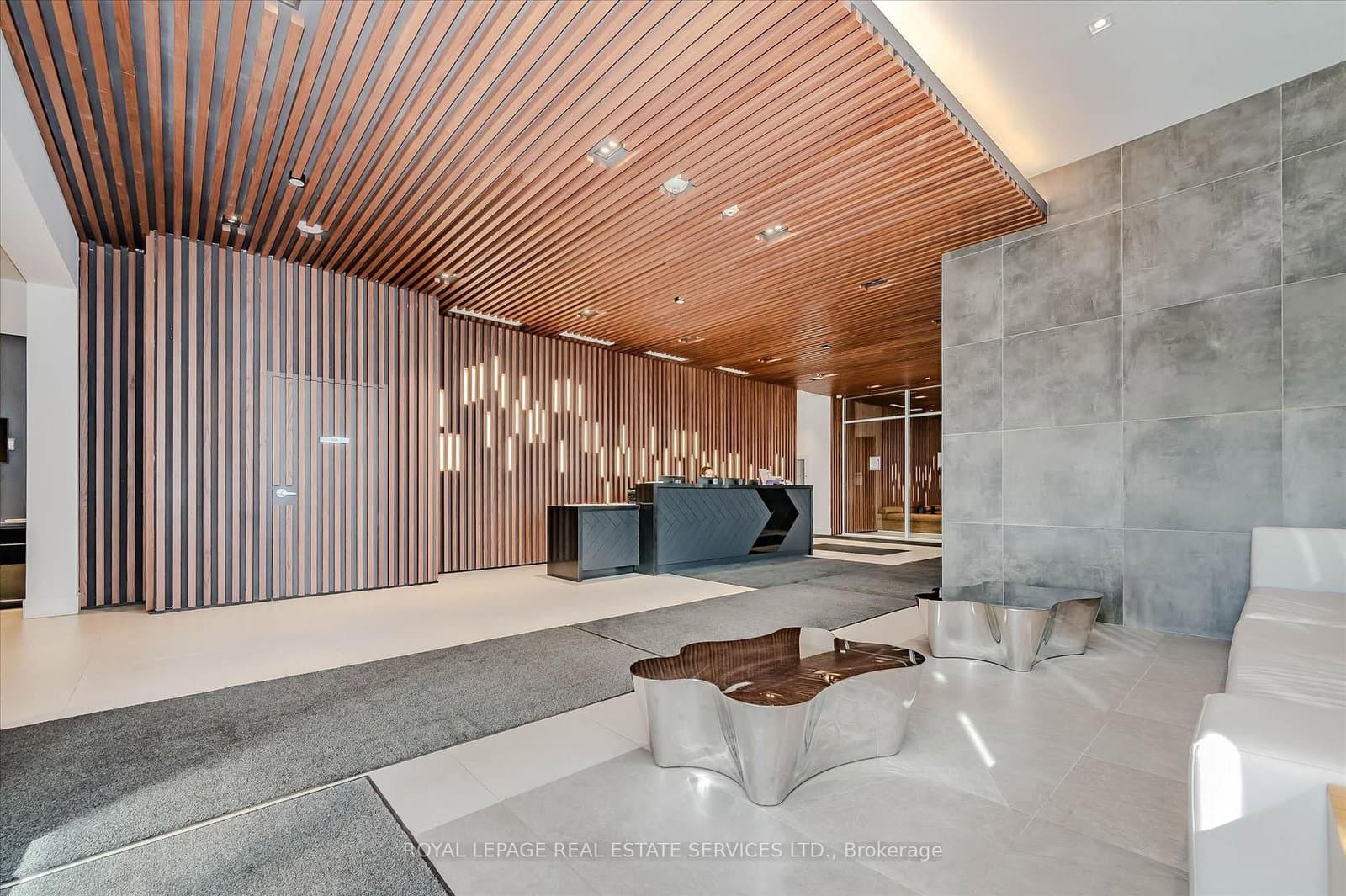 297 Oak Walk Drive, Unit 2506 thumbnail 4