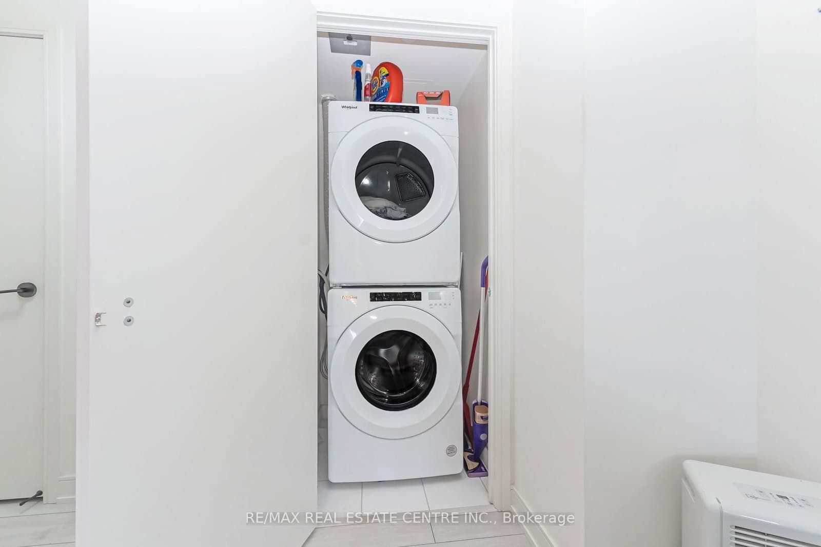 8010 Derry Road, Unit 1402 thumbnail 32