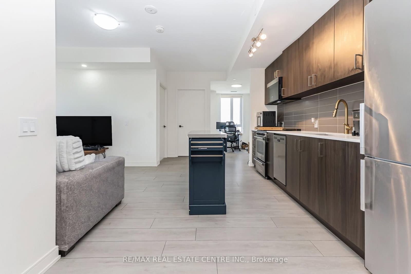 8010 Derry Road, Unit 1402 thumbnail 7