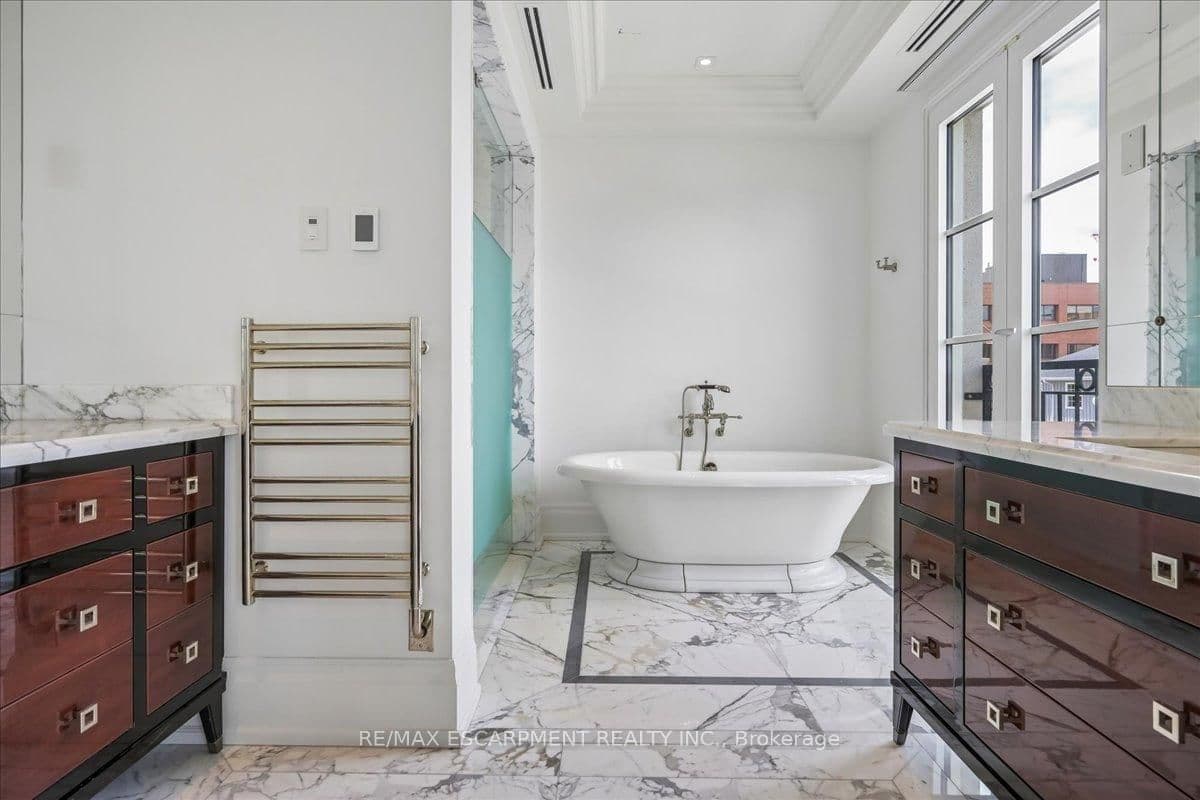 300 Randall Street, Unit 211 thumbnail 14