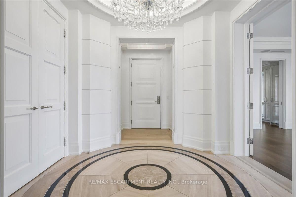 300 Randall Street, Unit 211 thumbnail 4