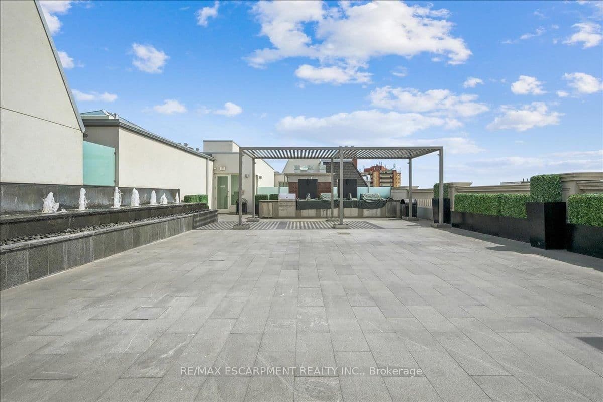 300 Randall Street, Unit 211 thumbnail 42