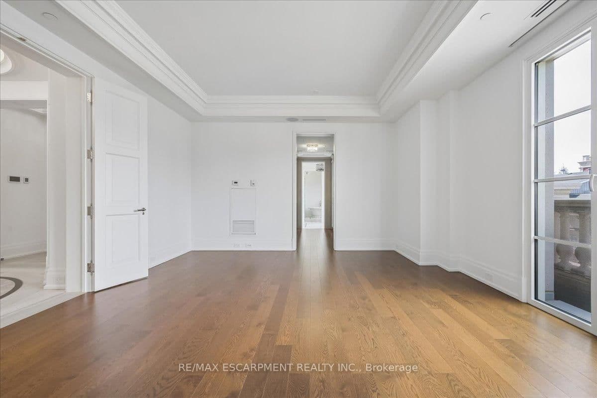 300 Randall Street, Unit 211 thumbnail 5
