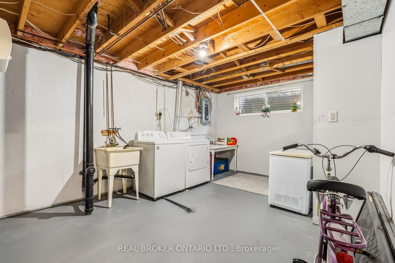 2873 Inlake Court thumbnail 37