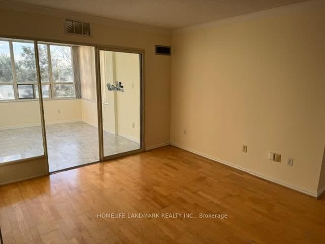 30 Malta Avenue, Unit 305 thumbnail 12