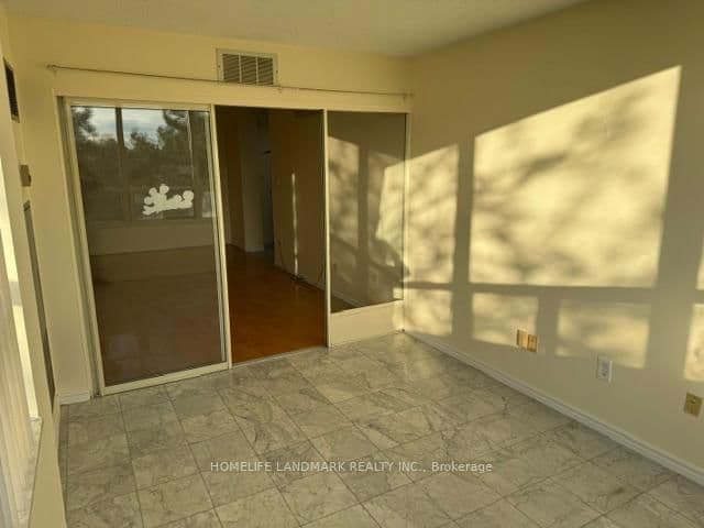 30 Malta Avenue, Unit 305 thumbnail 14