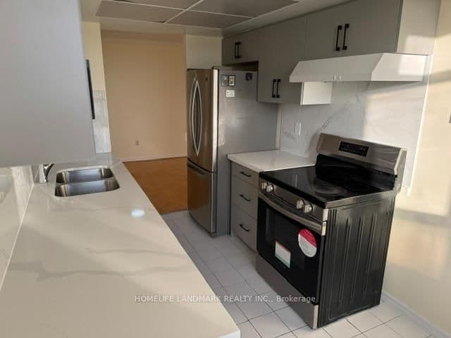 30 Malta Avenue, Unit 305 thumbnail 17