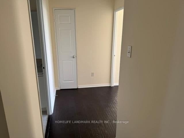 30 Malta Avenue, Unit 305 thumbnail 25