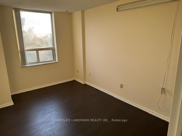 30 Malta Avenue, Unit 305 thumbnail 28