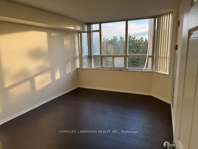 30 Malta Avenue, Unit 305 thumbnail 29