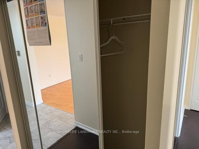 30 Malta Avenue, Unit 305 thumbnail 4
