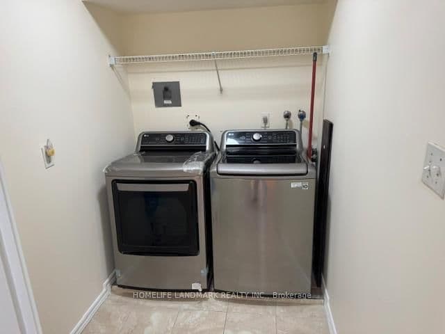30 Malta Avenue, Unit 305 thumbnail 6