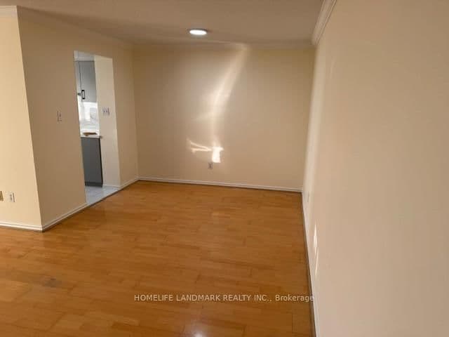 30 Malta Avenue, Unit 305 thumbnail 8