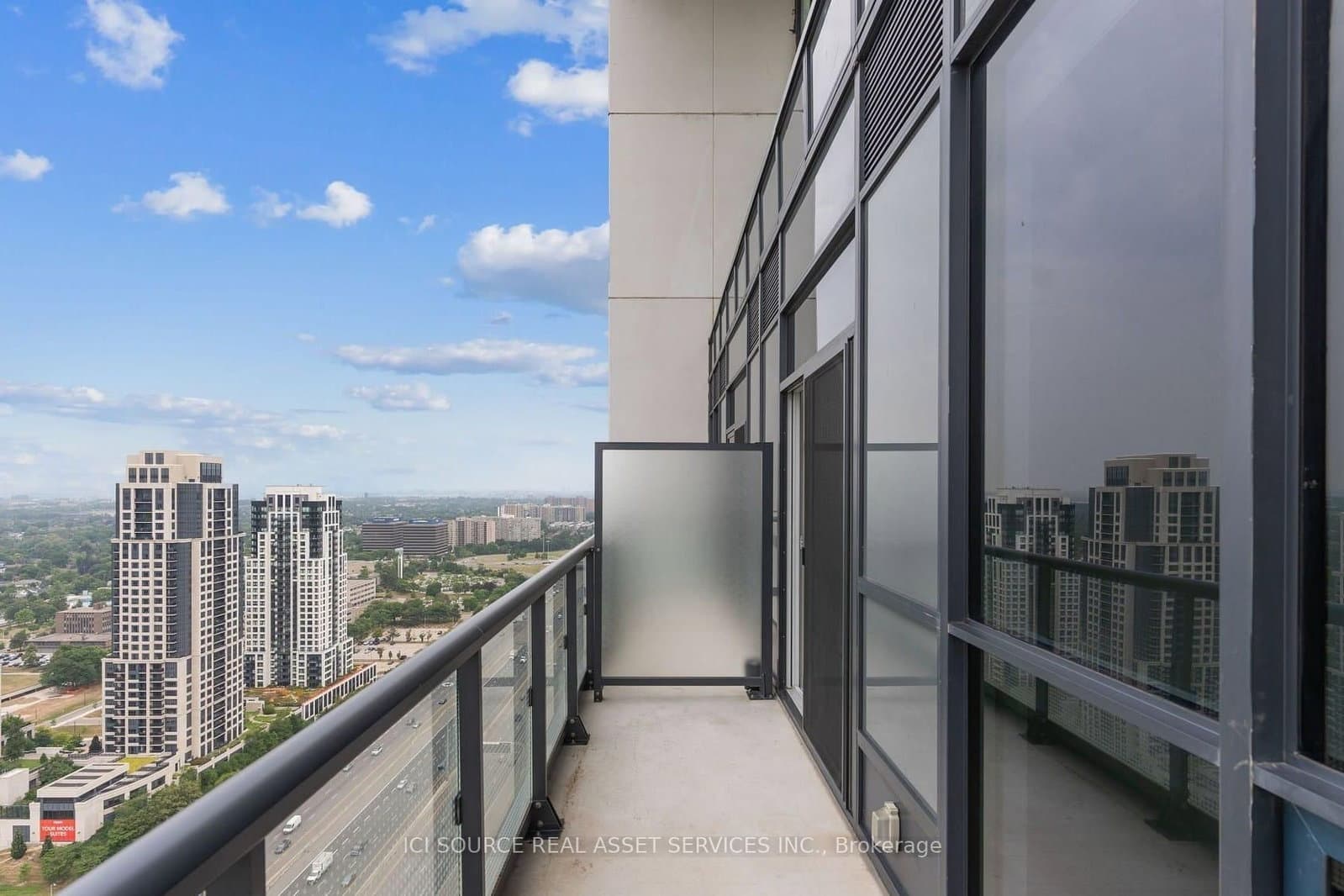 30 Gibbs Road, Unit 1009 thumbnail 21