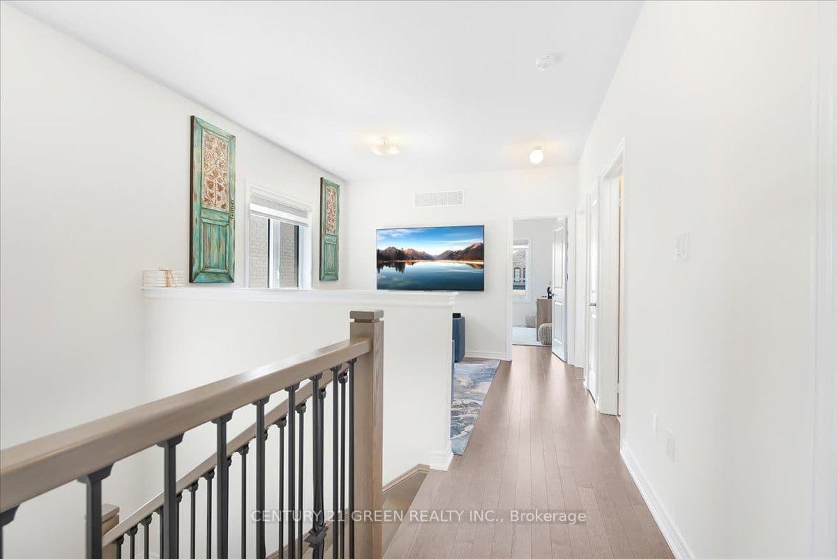 384 Kennedy Circle W thumbnail 19