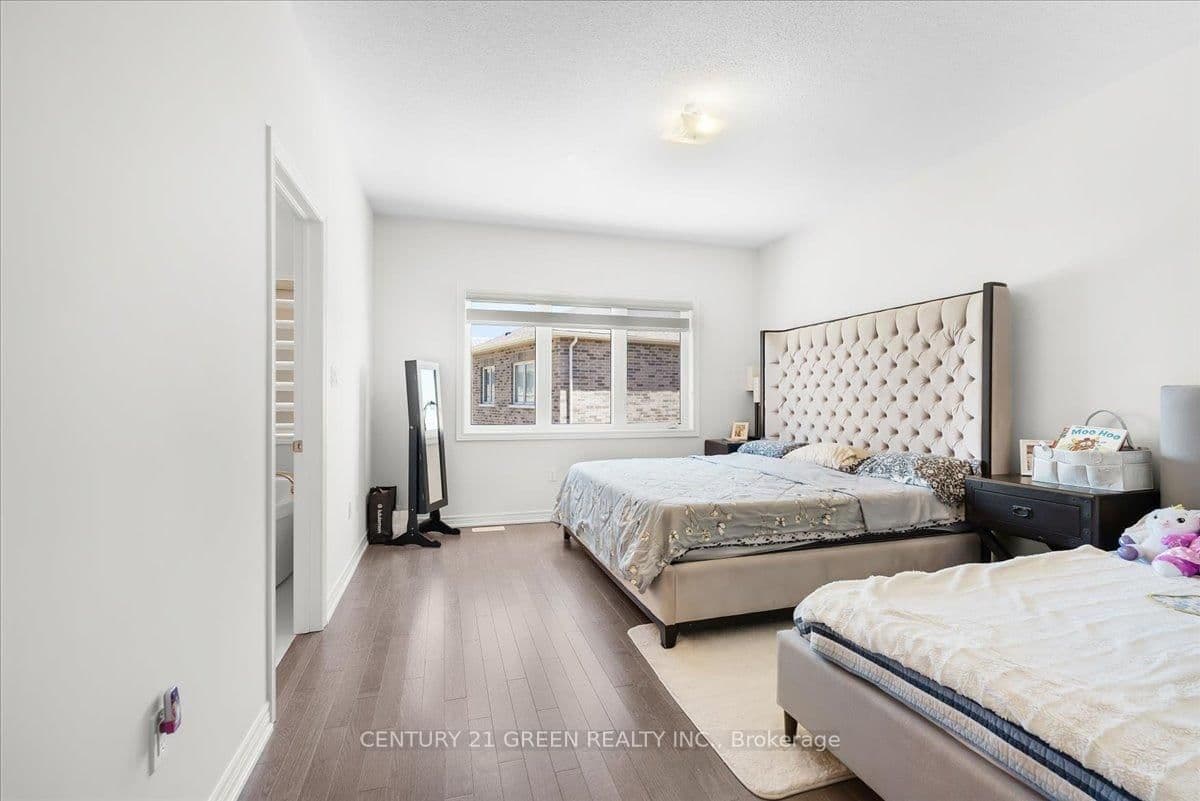 384 Kennedy Circle W thumbnail 20