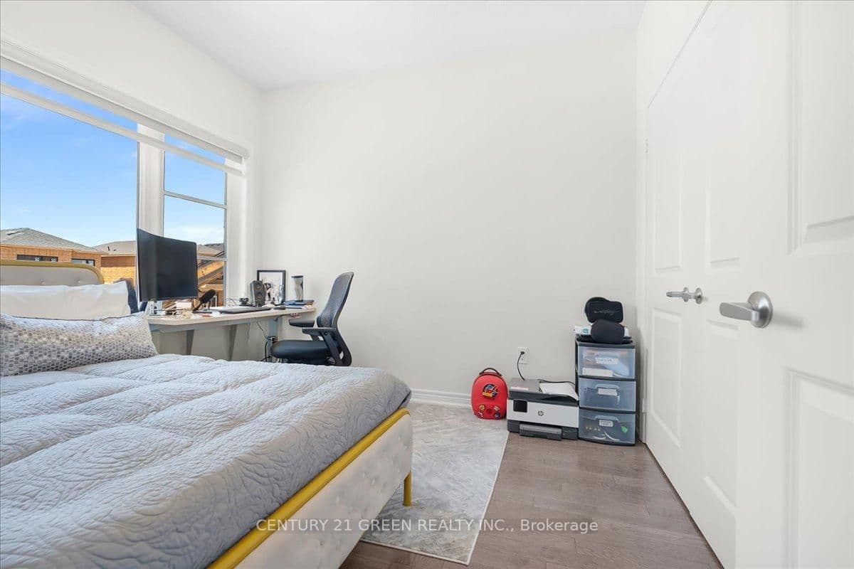 384 Kennedy Circle W thumbnail 31