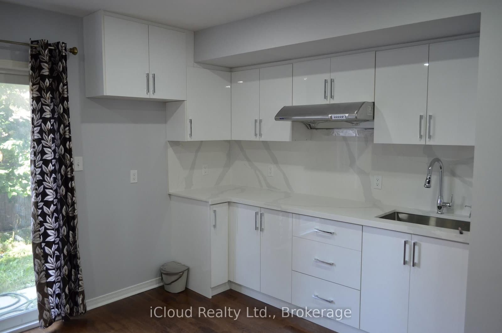 319 Aspendale Crescent, Unit Studio thumbnail 3