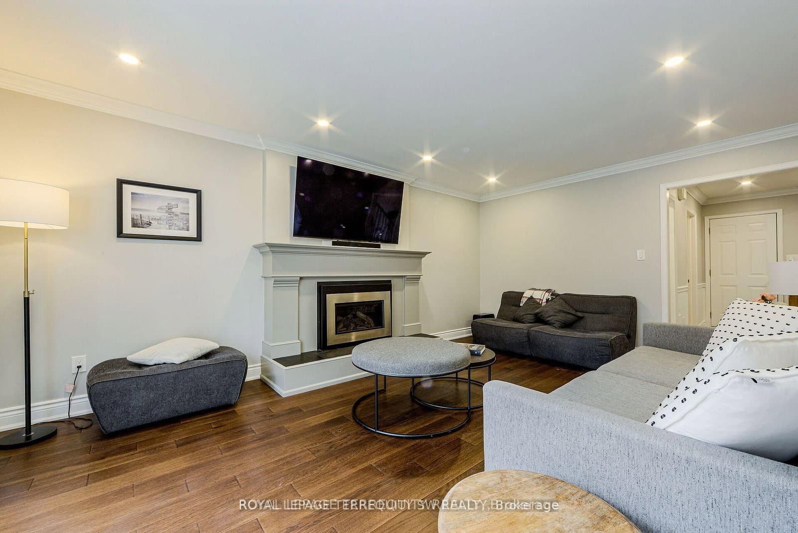 2025 Parklane Crescent thumbnail 6