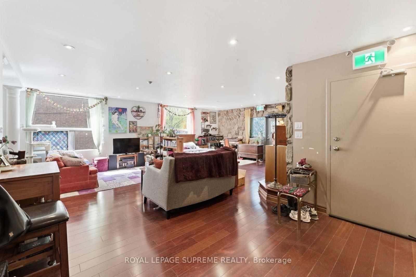 20 Maynard Avenue thumbnail 25
