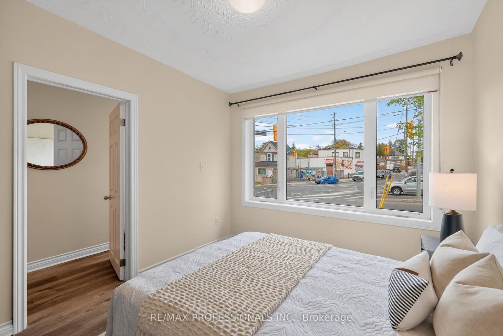 278 Caledonia Road thumbnail 16
