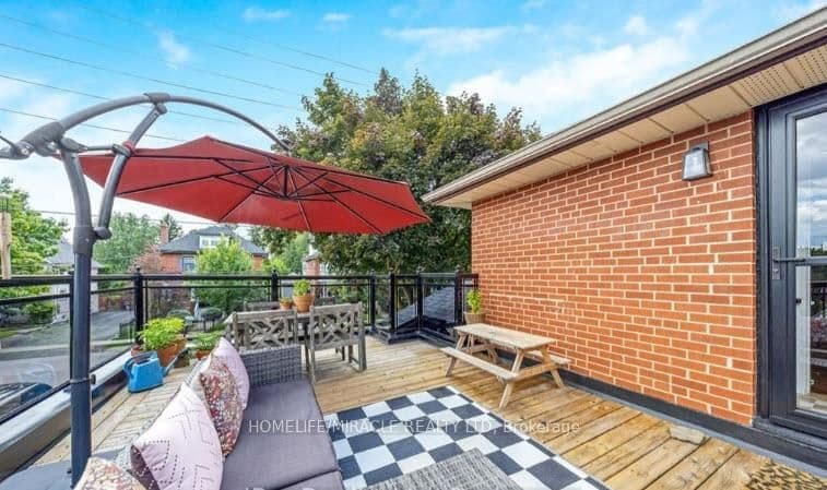 34 Elizabeth Street S, Unit A thumbnail 15