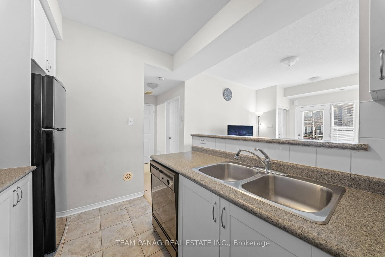 60 Fairwood Circle, Unit 85 thumbnail 11
