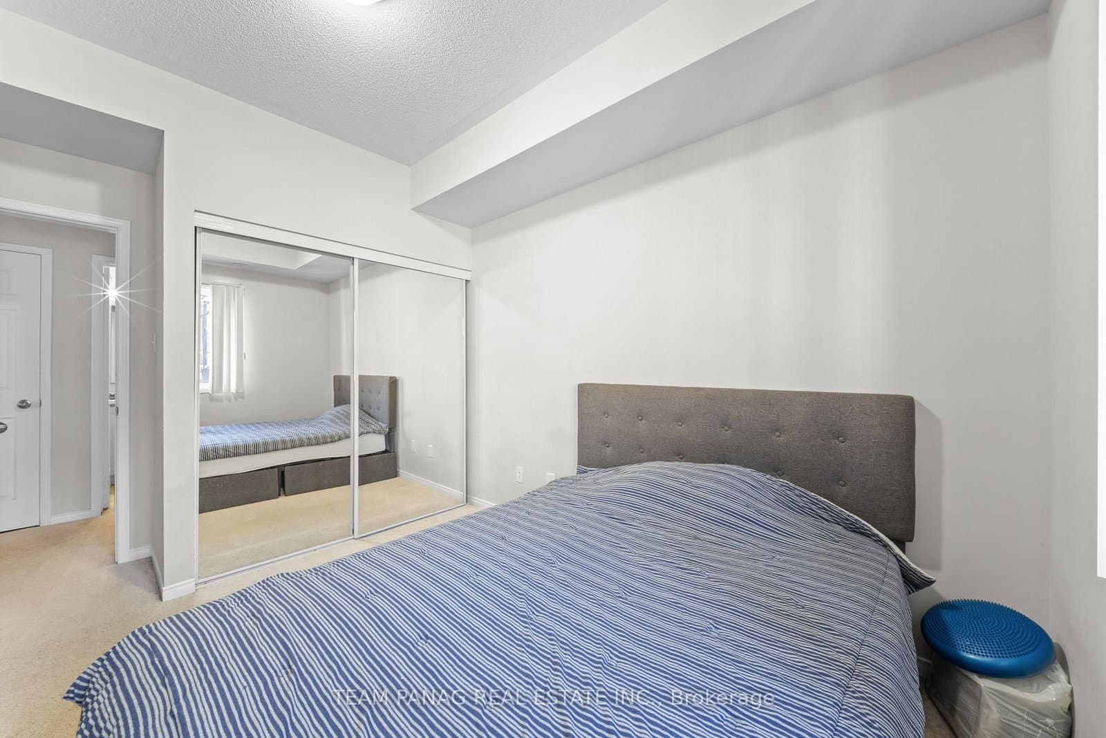60 Fairwood Circle, Unit 85 thumbnail 17