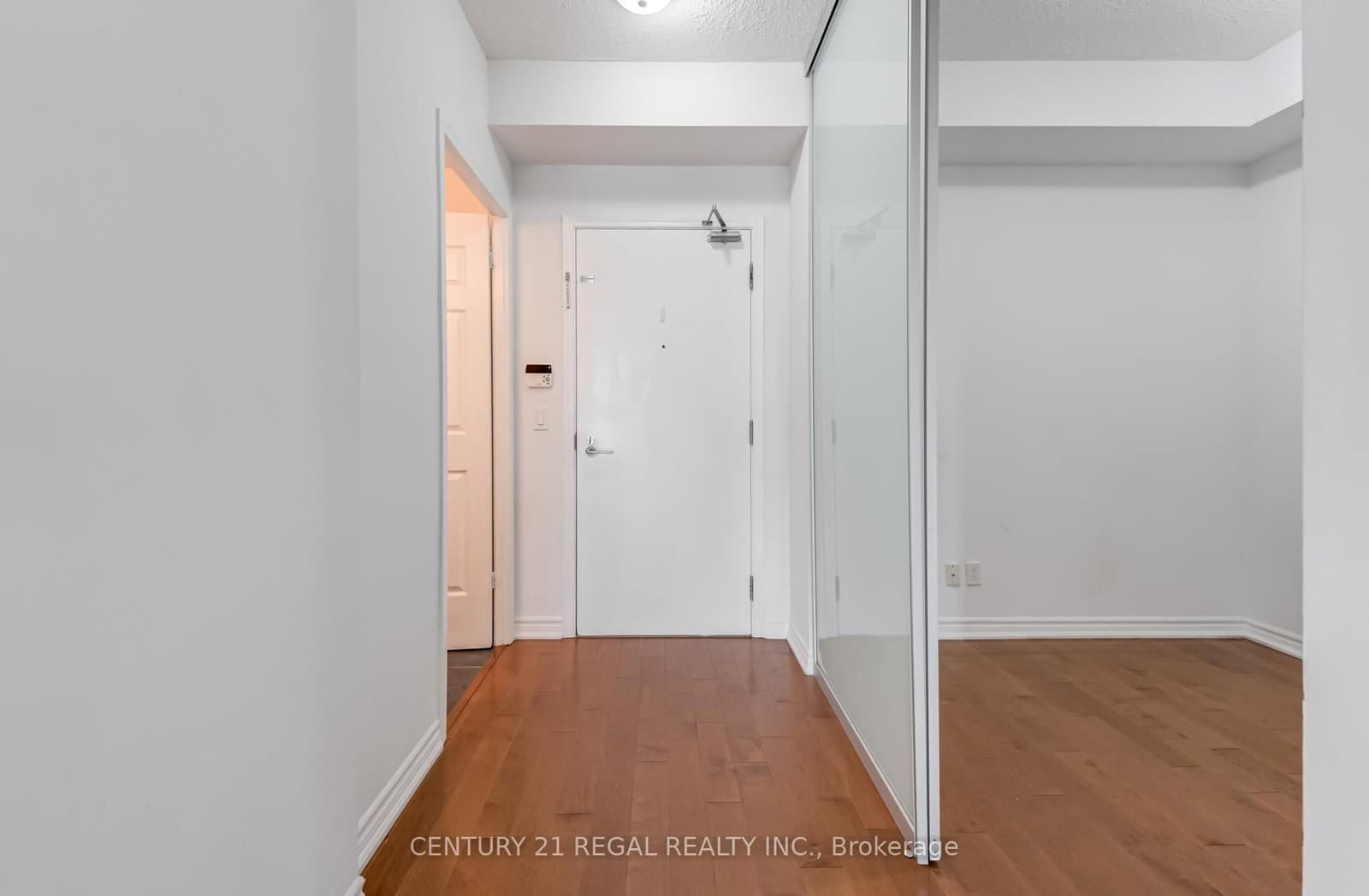 15 James Finlay Way, Unit 710 thumbnail 7