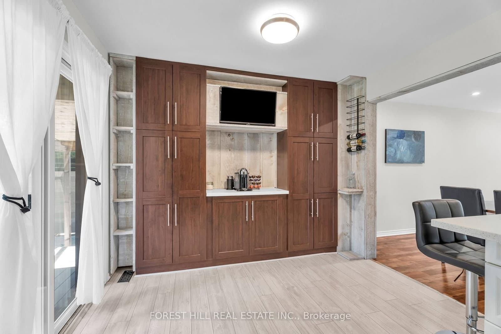 52 Mcmurchy Avenue S thumbnail 13