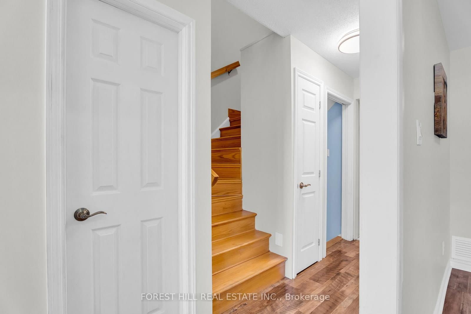 52 Mcmurchy Avenue S thumbnail 16