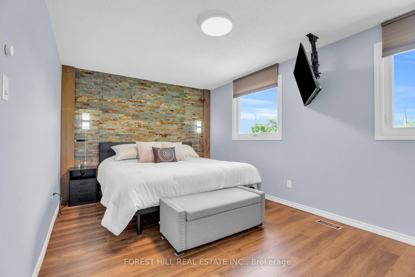 52 Mcmurchy Avenue S thumbnail 19