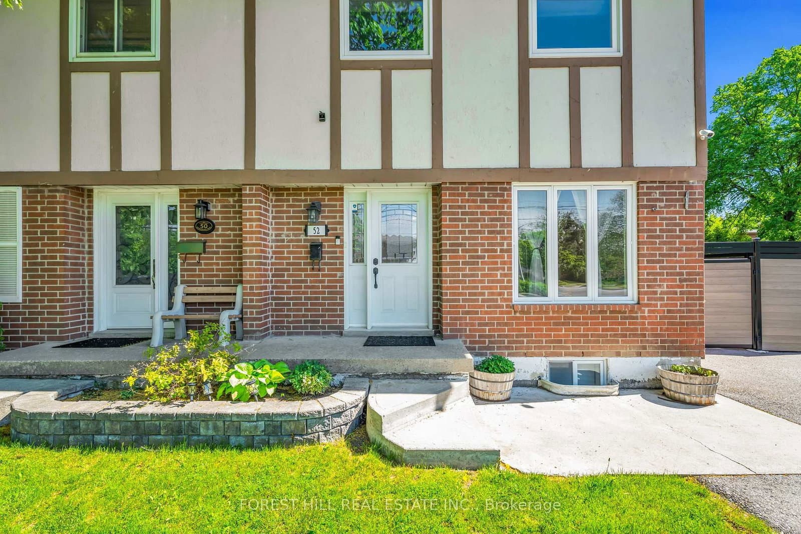 52 Mcmurchy Avenue S thumbnail 2
