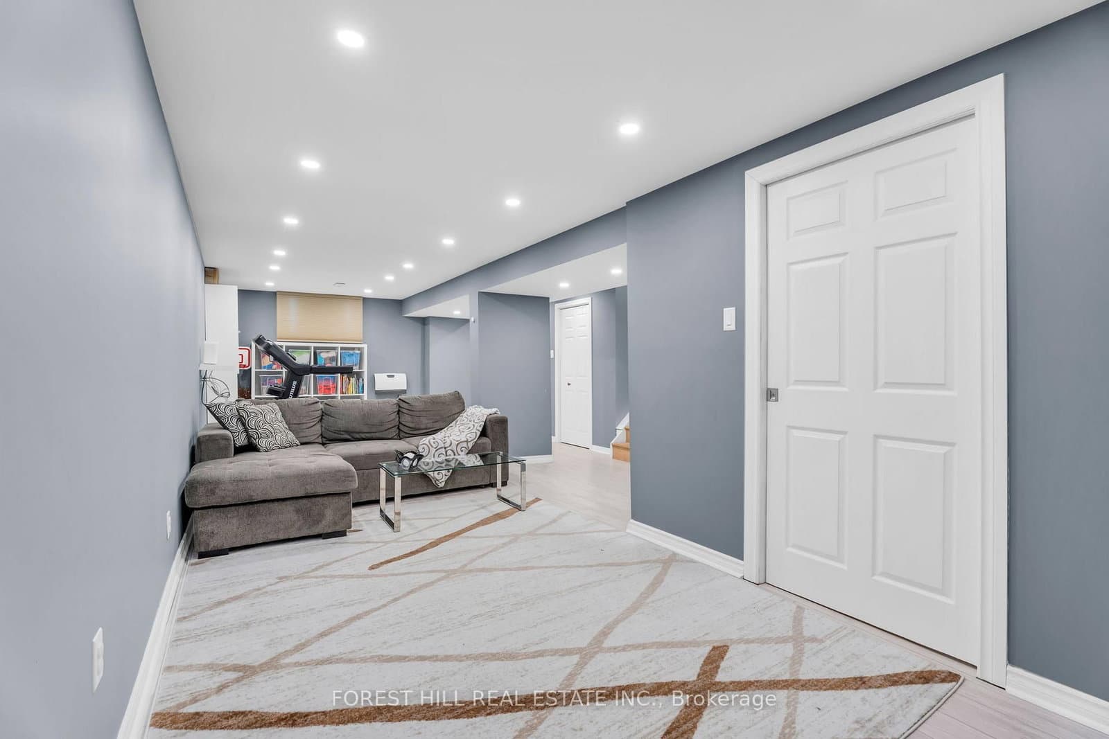 52 Mcmurchy Avenue S thumbnail 25