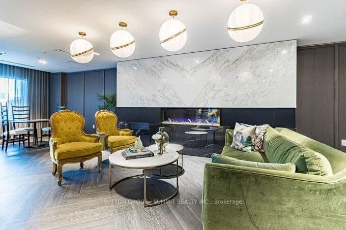 395 DUNDAS Street W, Unit 504 thumbnail 17