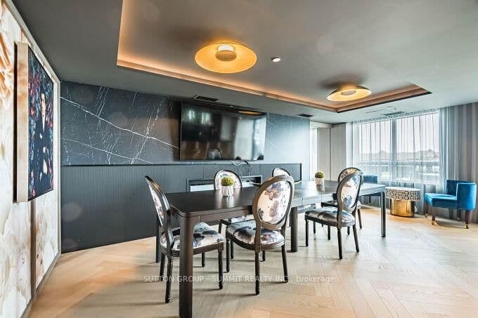 395 DUNDAS Street W, Unit 504 thumbnail 19