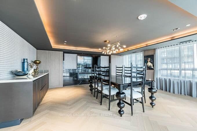 395 DUNDAS Street W, Unit 504 thumbnail 21