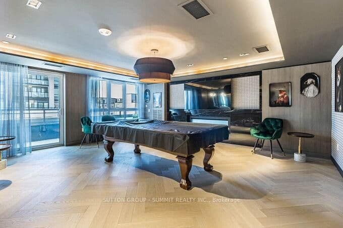 395 DUNDAS Street W, Unit 504 thumbnail 24