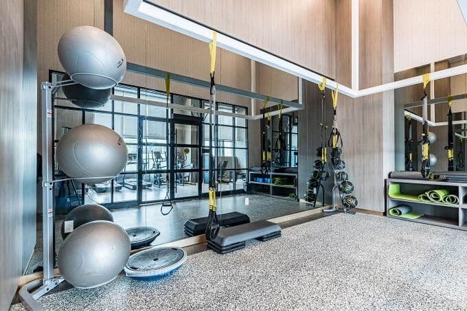 395 DUNDAS Street W, Unit 504 thumbnail 26