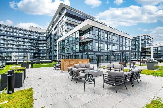 395 DUNDAS Street W, Unit 504 thumbnail 29