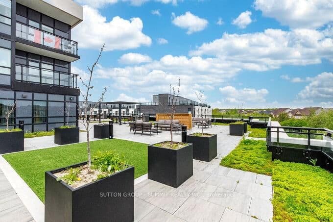 395 DUNDAS Street W, Unit 504 thumbnail 31