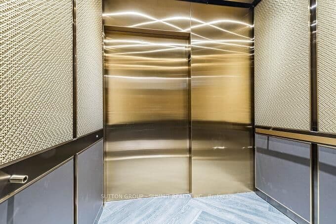 395 DUNDAS Street W, Unit 504 thumbnail 40