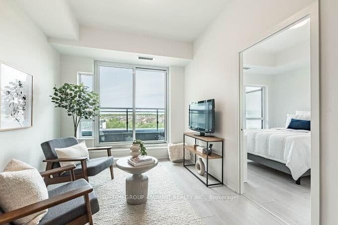 395 DUNDAS Street W, Unit 504 thumbnail 6